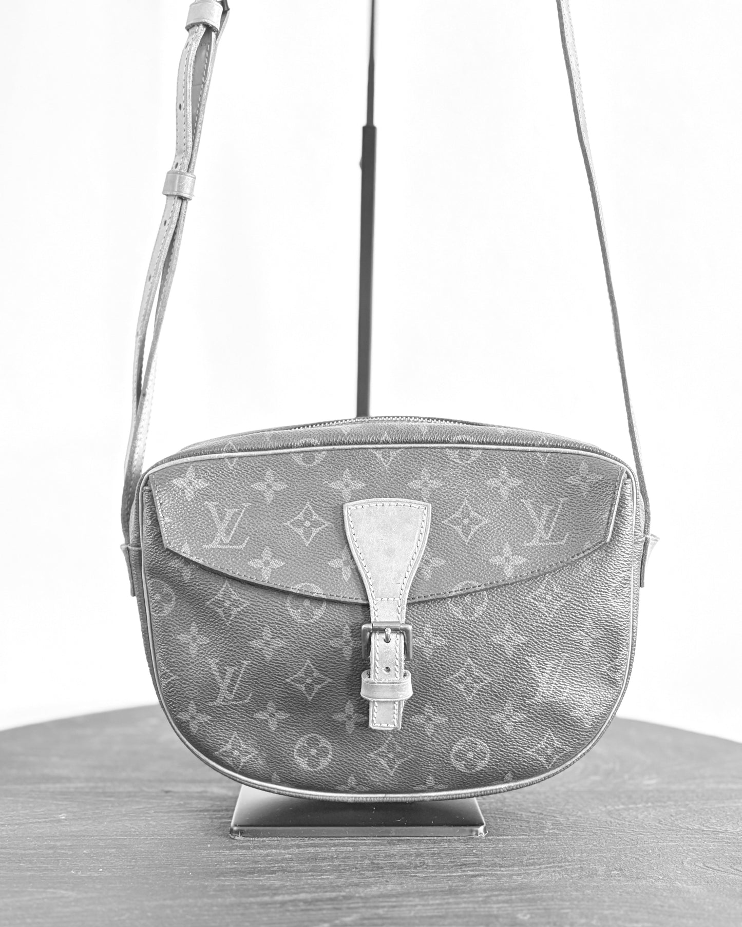 Louis Vuitton | Crossbody | Jeune Fille MM | July '92