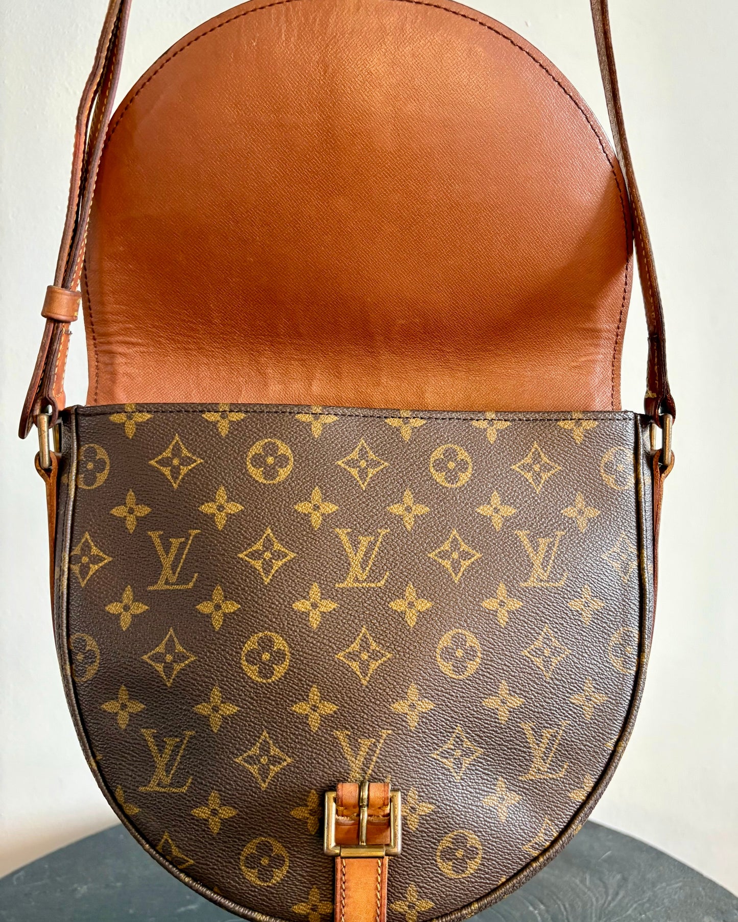 Louis Vuitton | Crossbody | Chantilly GM | May'89