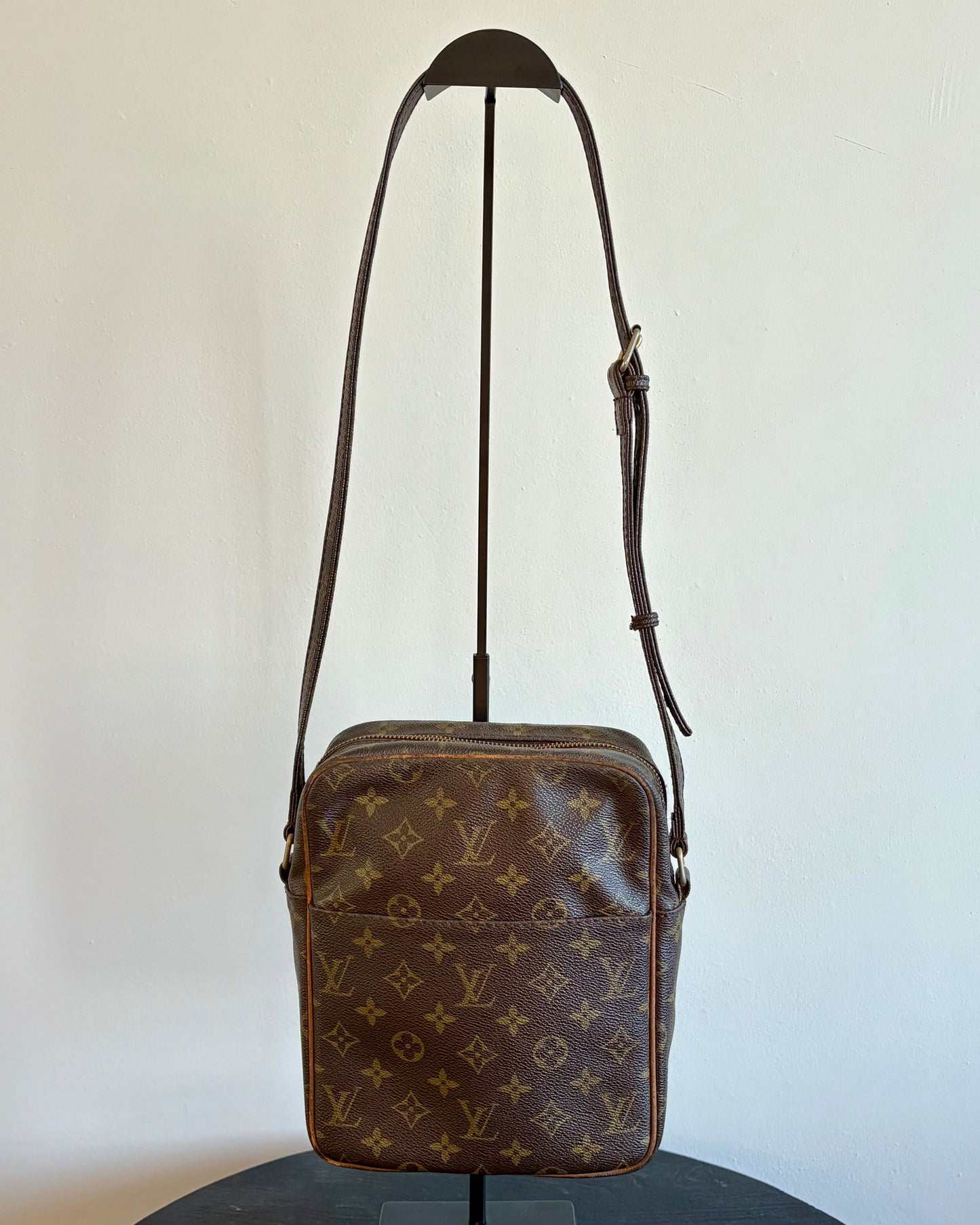 Louis Vuitton | Crossbody | Marceau PM | April '83