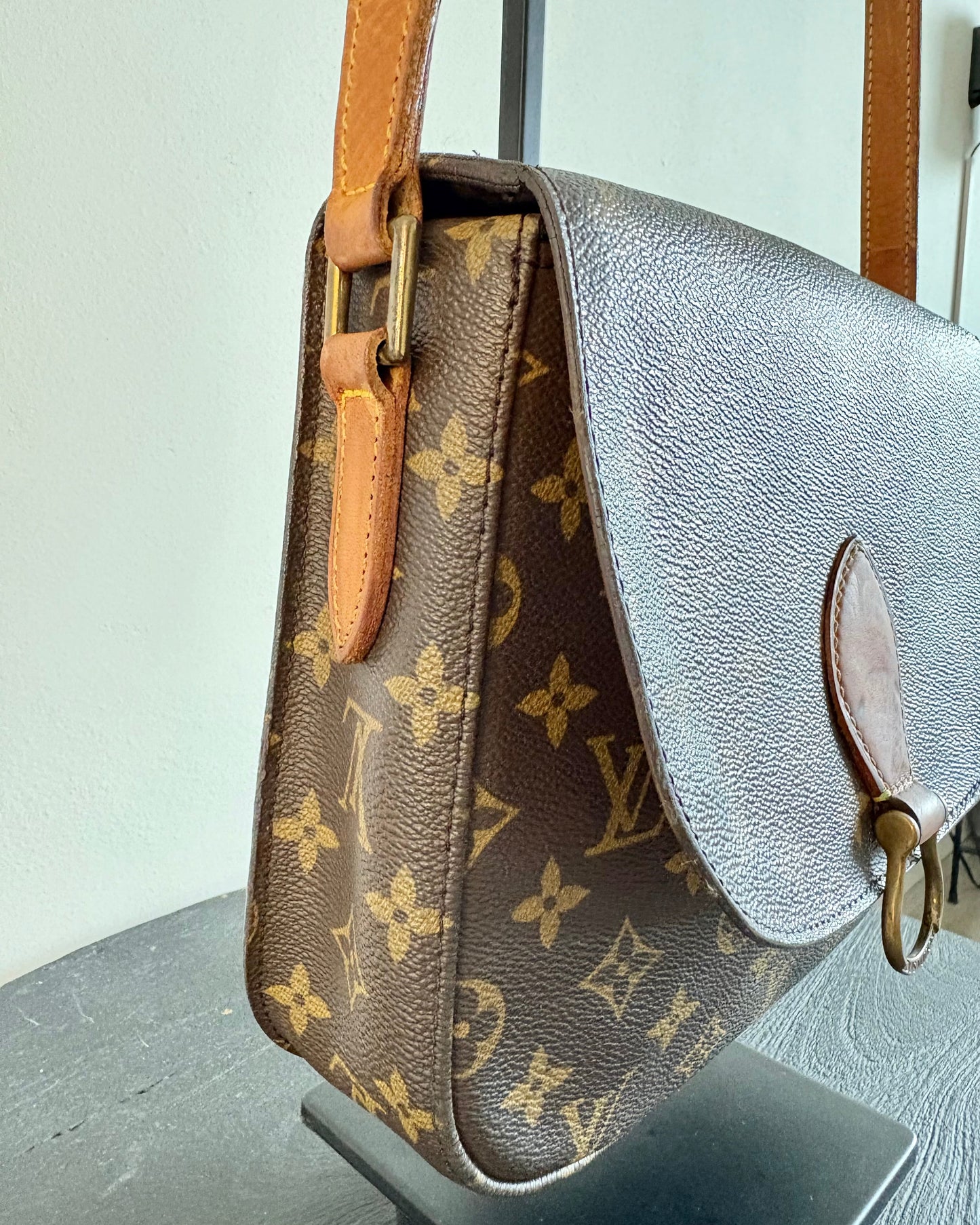 Louis Vuitton | Crossbody | Saint Cloud GM | July '89