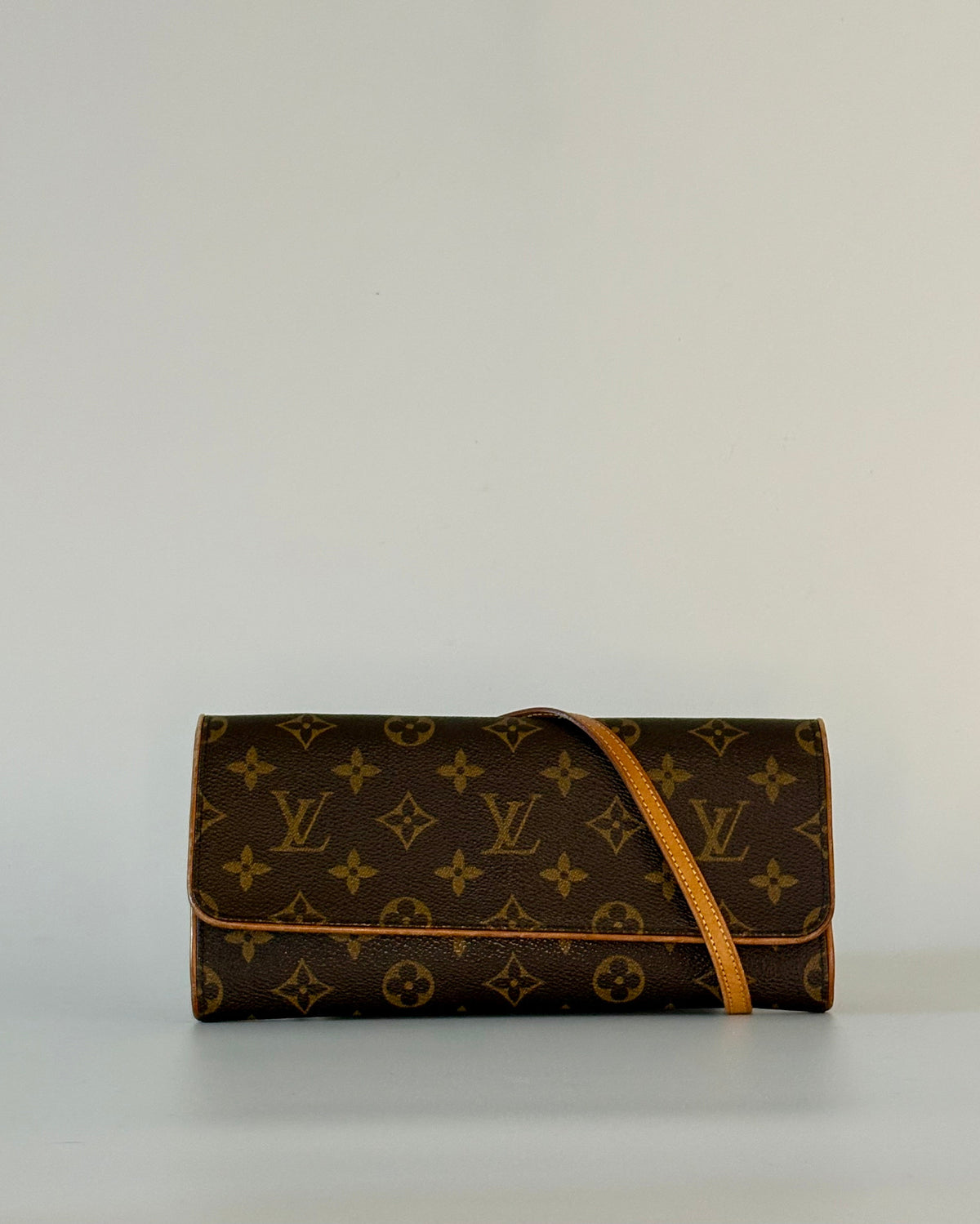 Vintage LV Pochette Twin GM