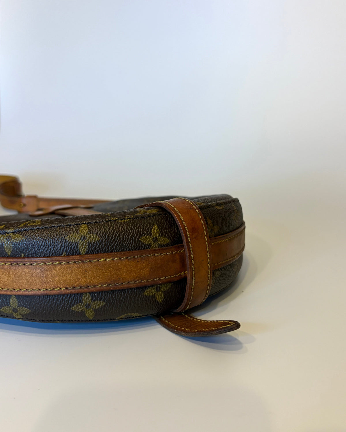 Louis Vuitton | Crossbody | Chantilly GM | May'89