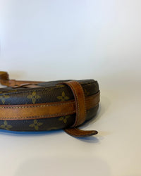 Louis Vuitton | Crossbody | Chantilly GM | May'89