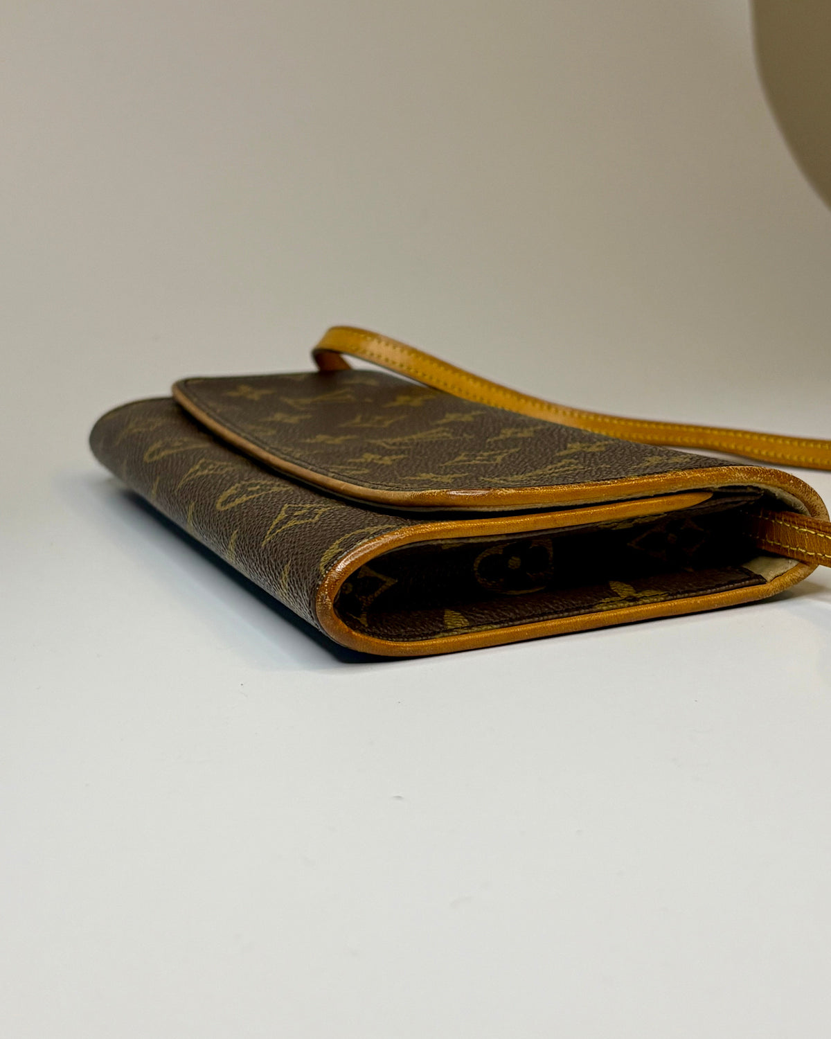 Vintage LV Pochette Twin GM