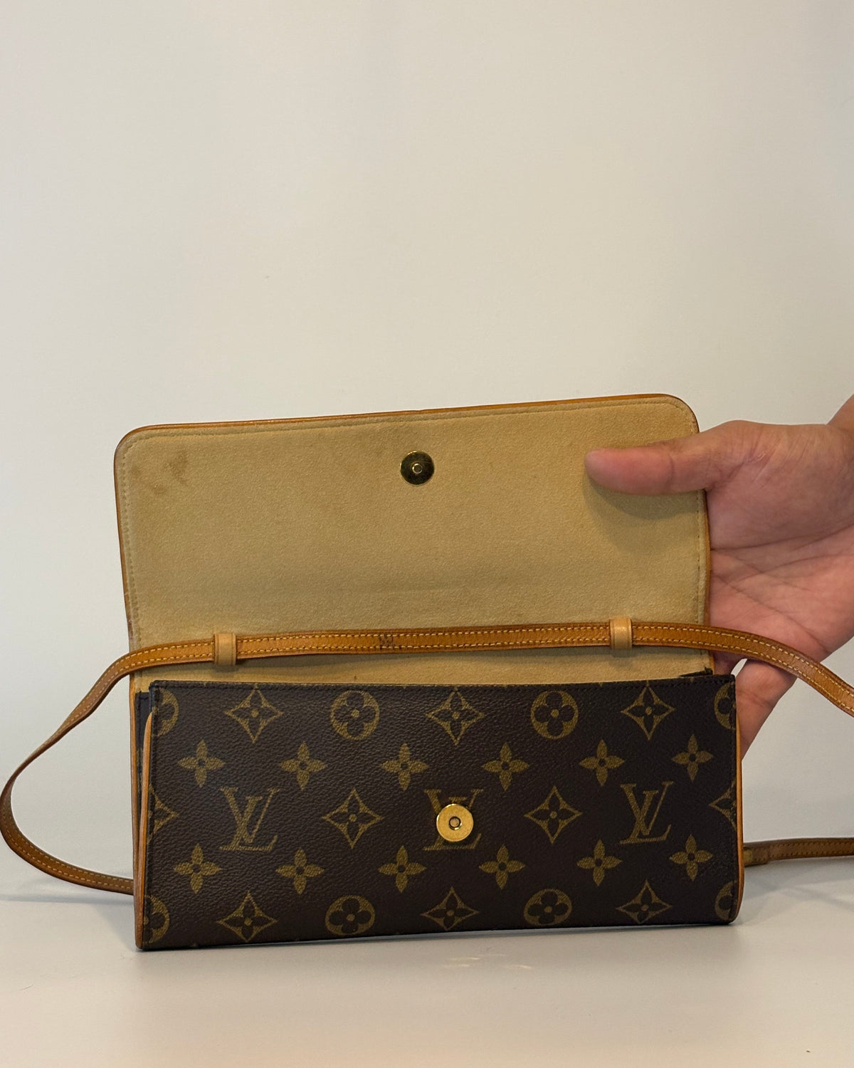 Vintage LV Pochette Twin GM